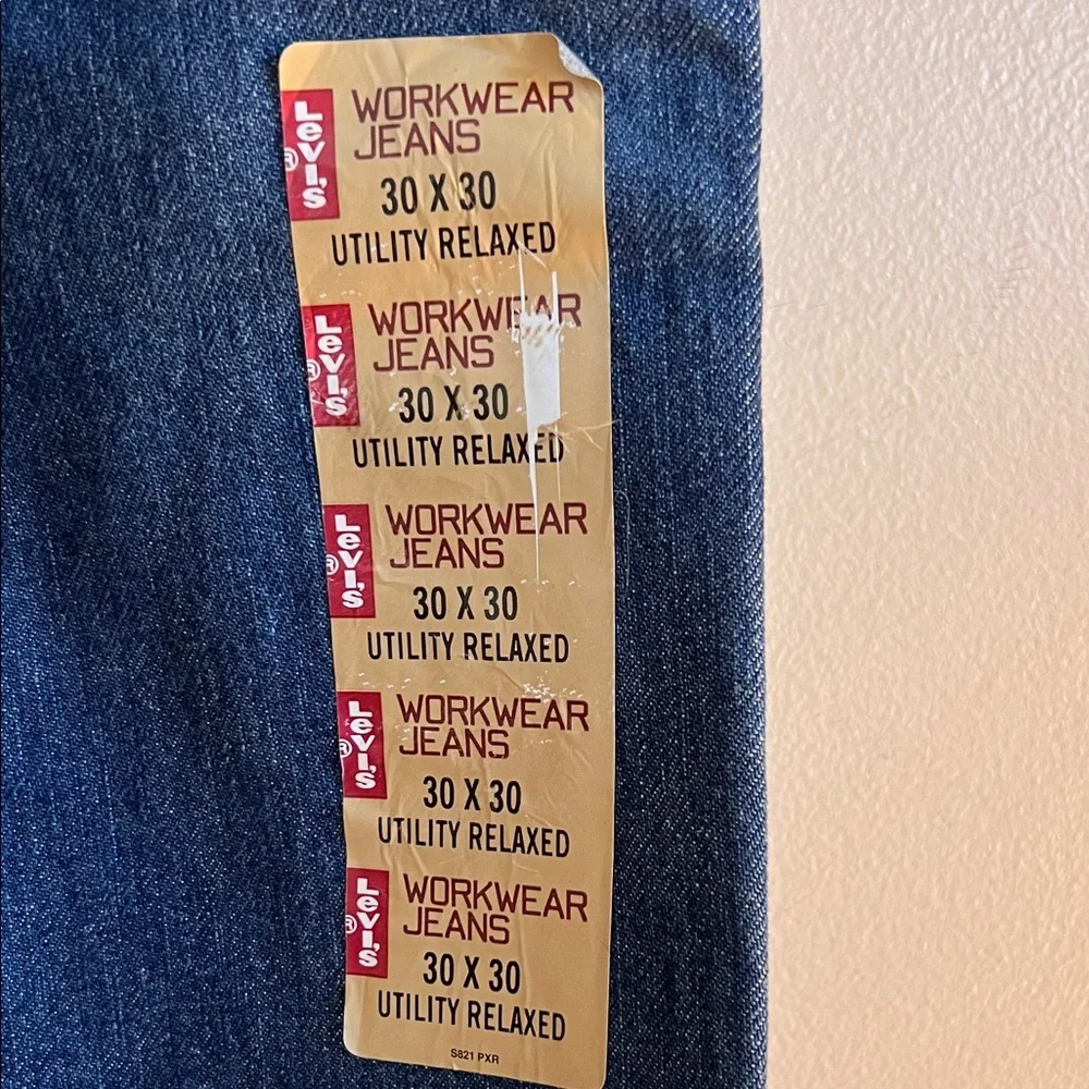 Levi's workwear Dark Blue Relaxed Fit Jeans 550 30”waist